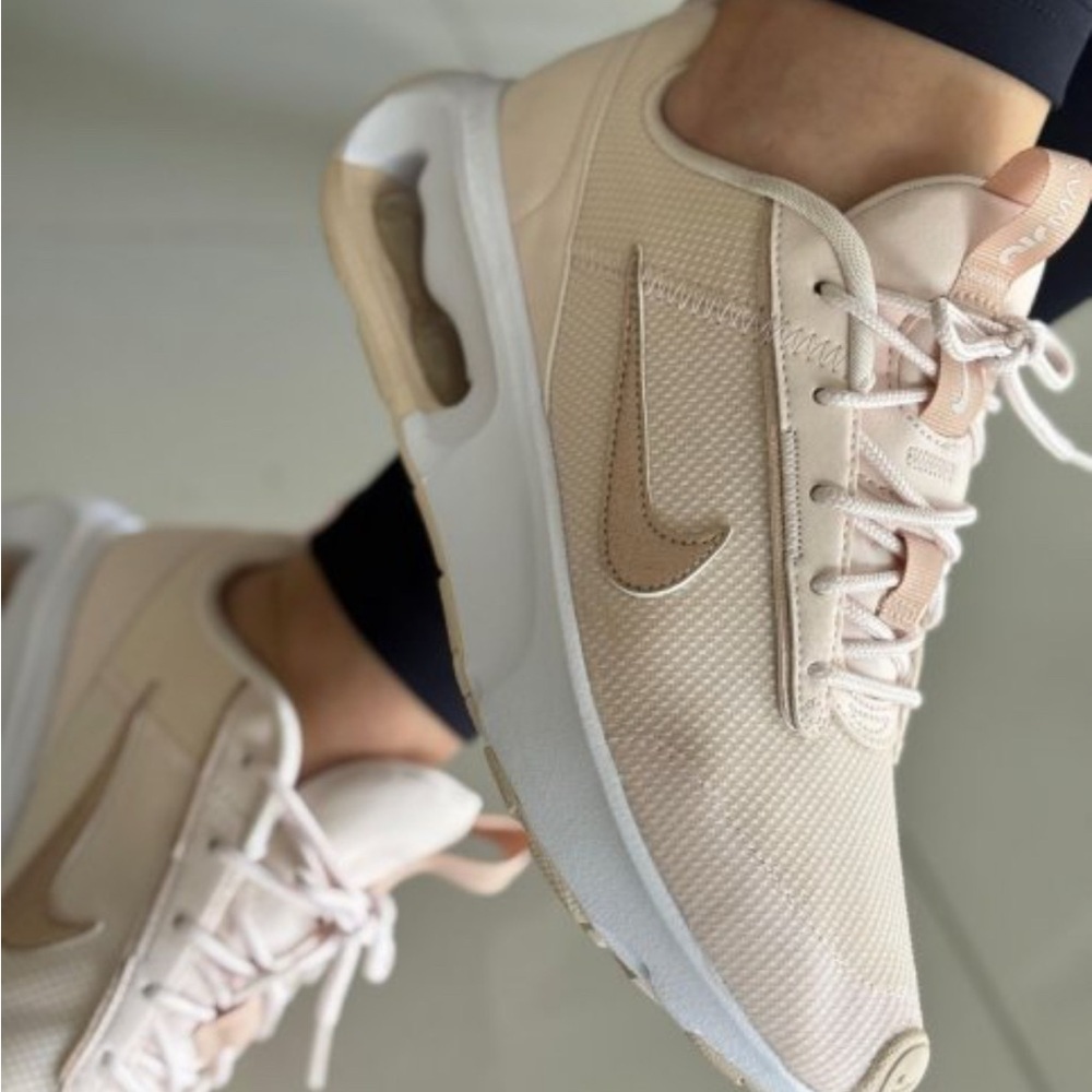 Nike Women's Beige Sneakers